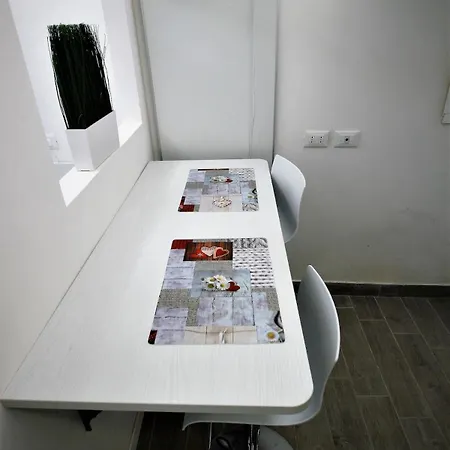 Flat Calle Furlane, - Castello Velence
