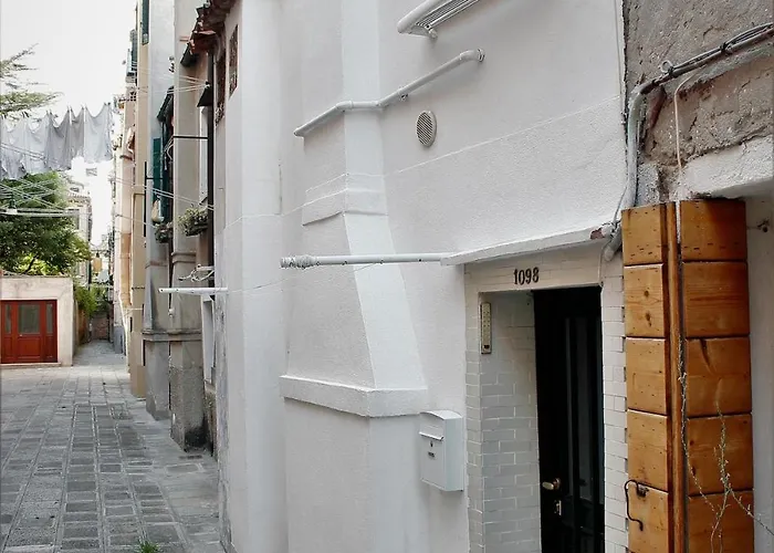Flat Calle Furlane, - Castello *